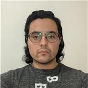 Mi nombre es Saúl Hernández, soy Licenciado en Nutrición con formación sólida en ciencias químicas, biológicas y de la salud
